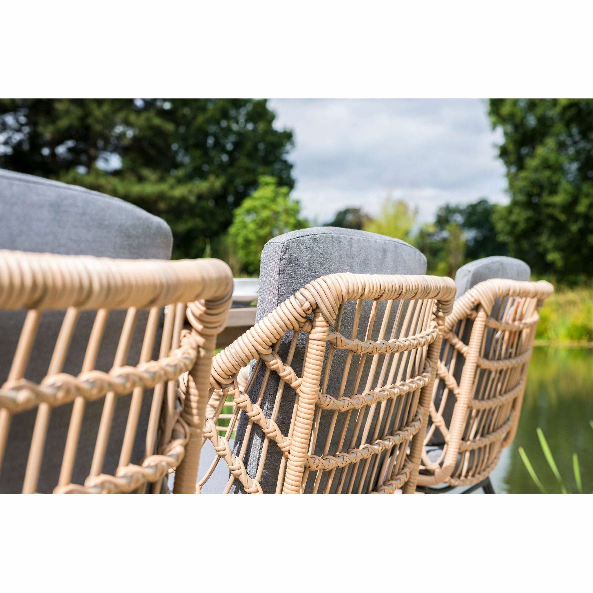 Exceptional Garden:4 Seasons Outdoor Cottage Hara 6 seater Dining set with 240cm Derby Teak Dining Table