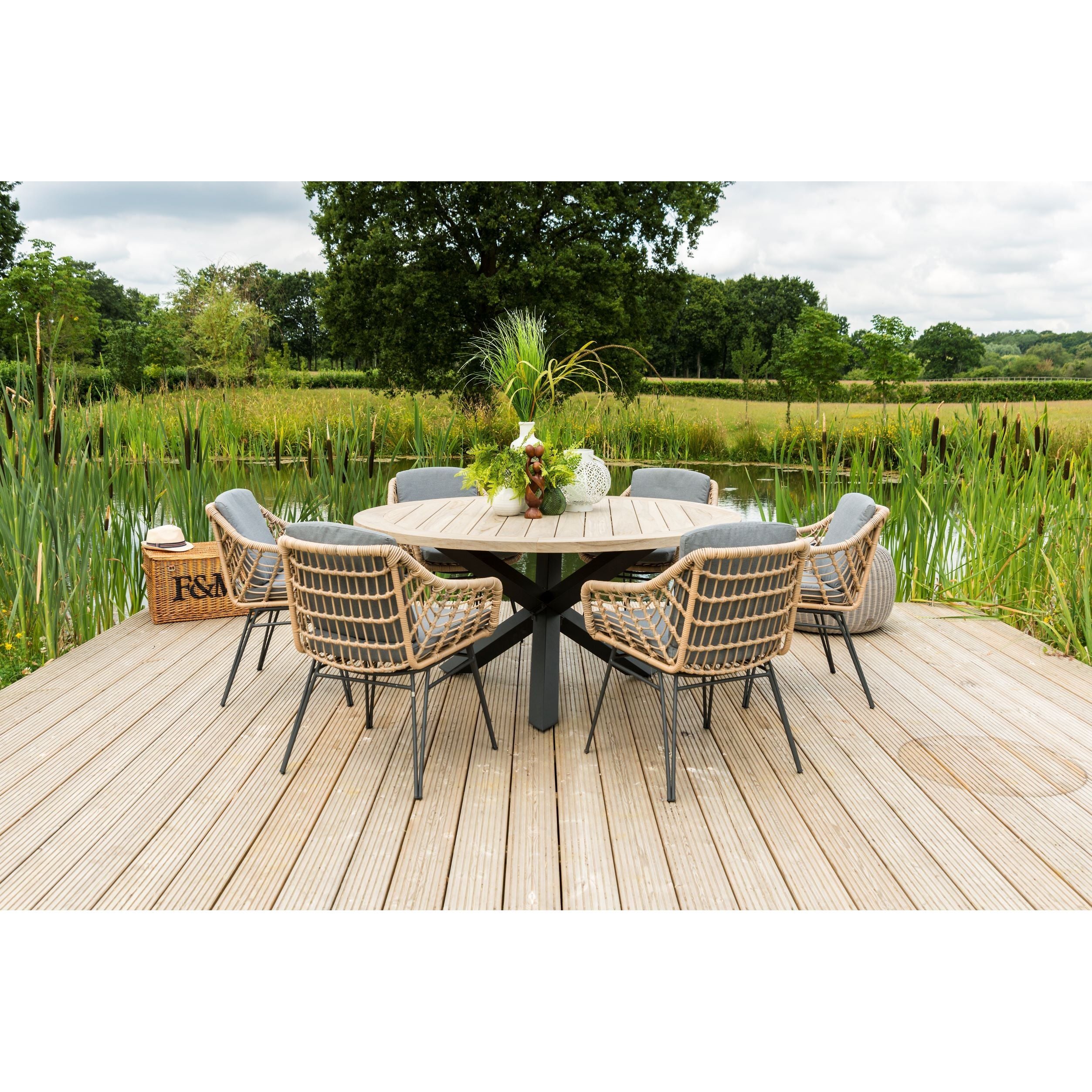 4 Seasons Outdoor Cottage Hara 6 seater Dining set with Round Louvre Teak Dining Table