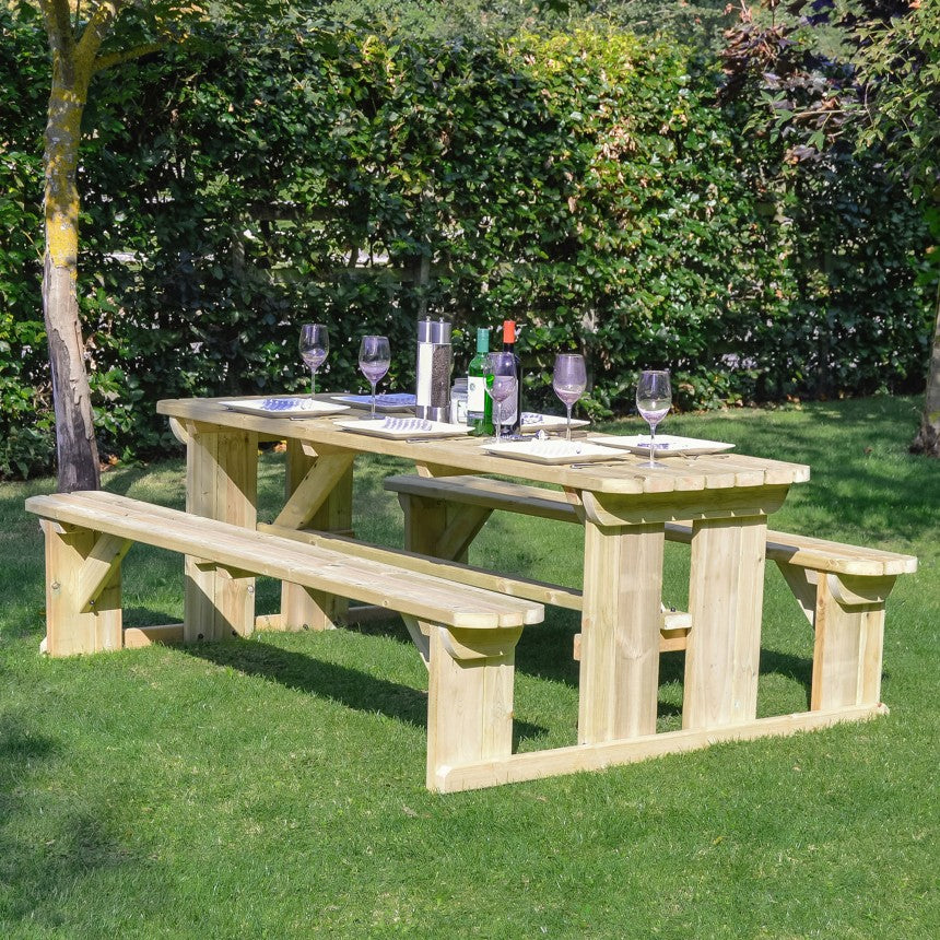 Tinwell Rounded Picnic Bench by Rutland County