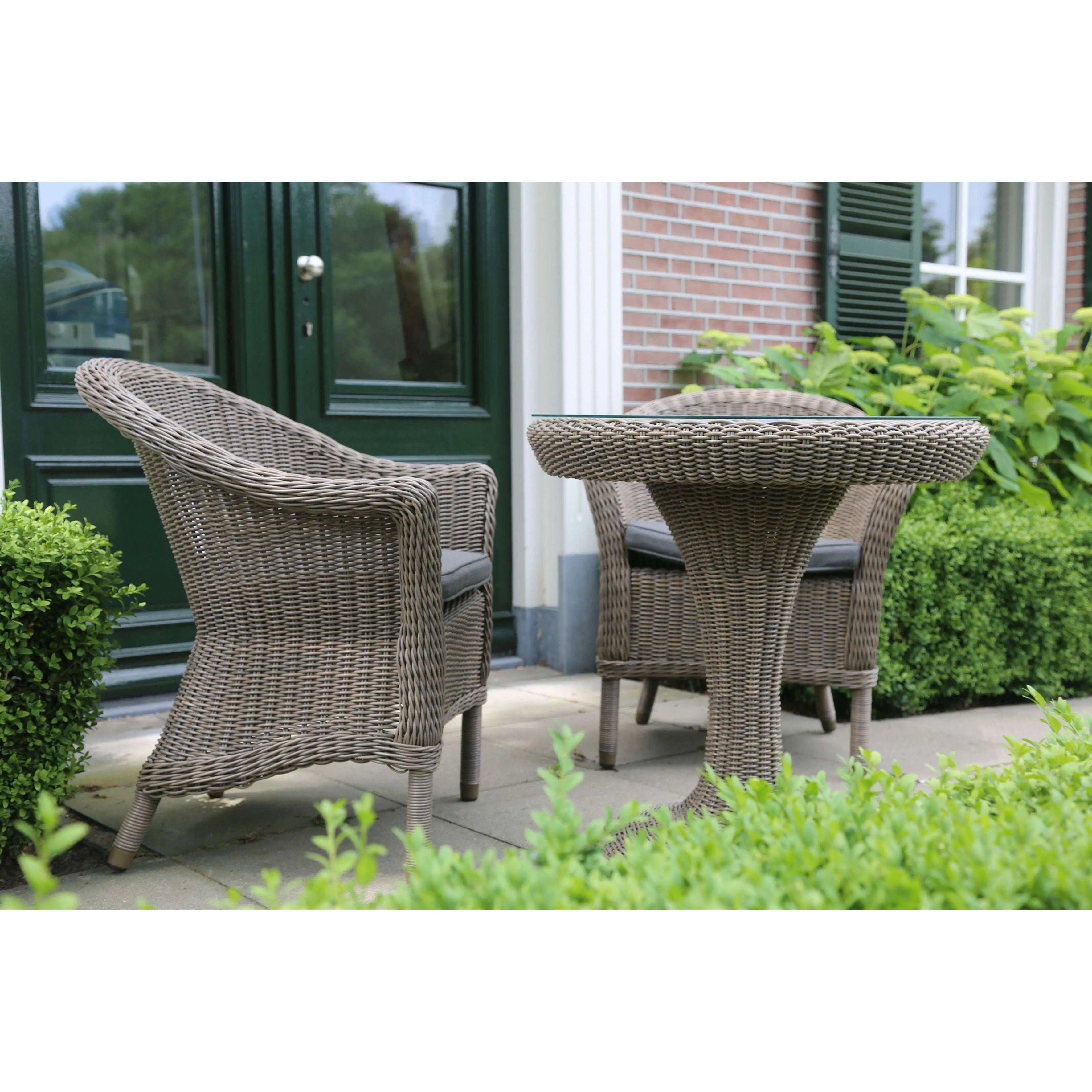 Exceptional Garden:4 Seasons Outdoor Chester Bistro set with Victoria Bistro Table
