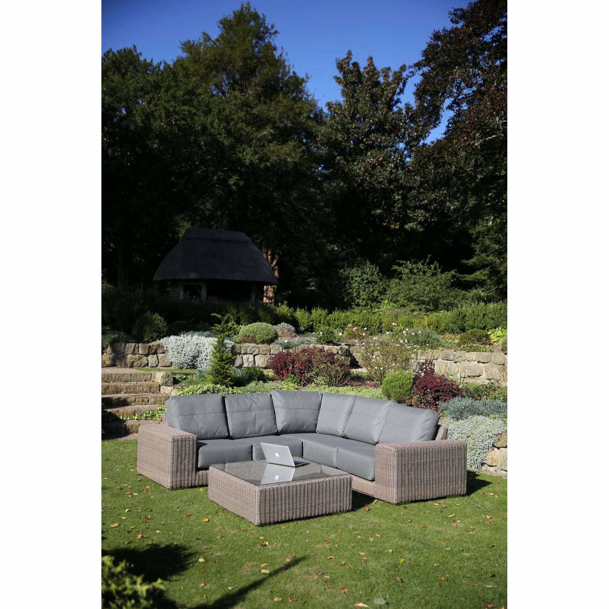 Exceptional Garden:4 Seasons Outdoor Kingston Pure Corner Lounge Set with Coffee Table and Glass Top
