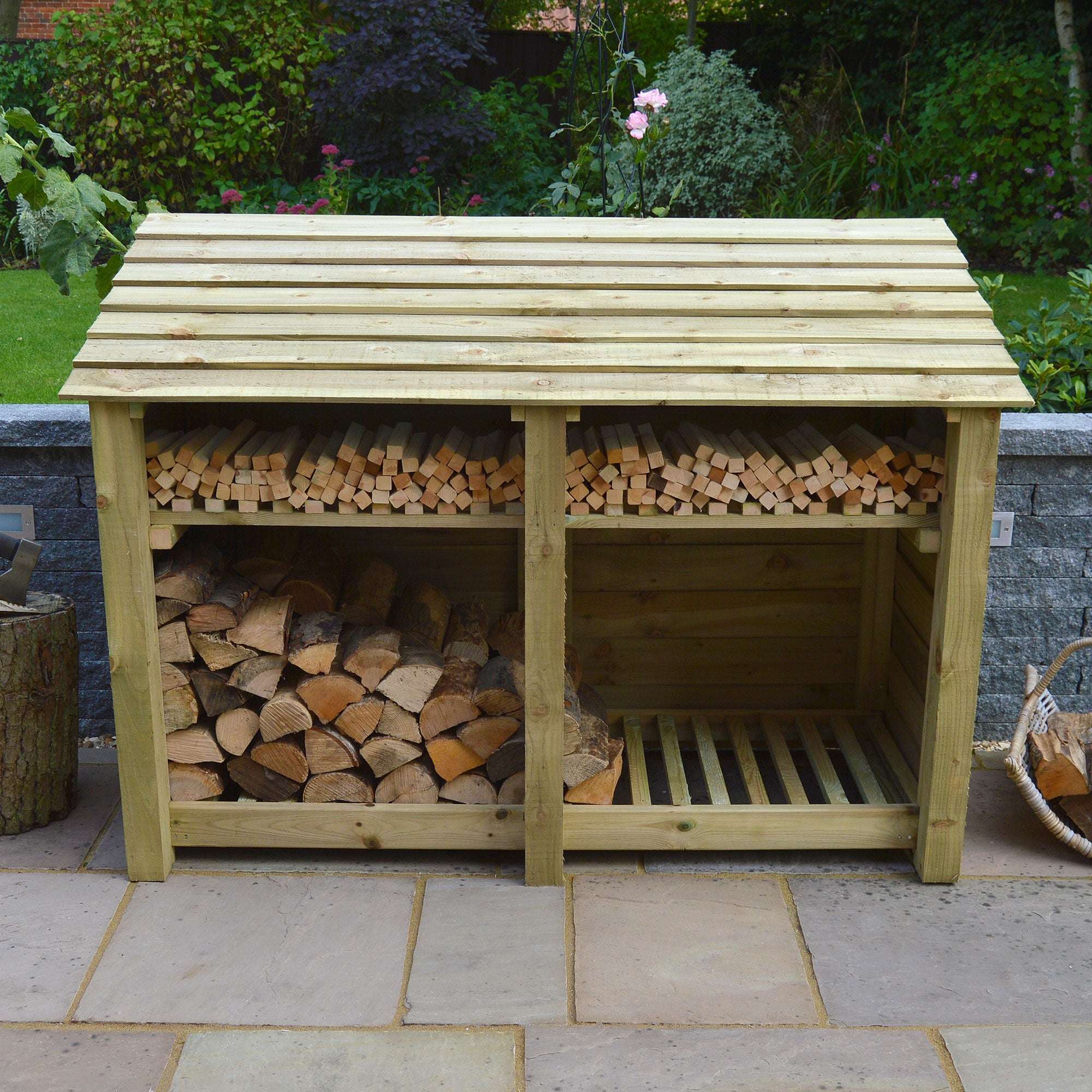 Exceptional Garden:Rutland Country Hambleton Log Store with Kindling Shelf - 4ft