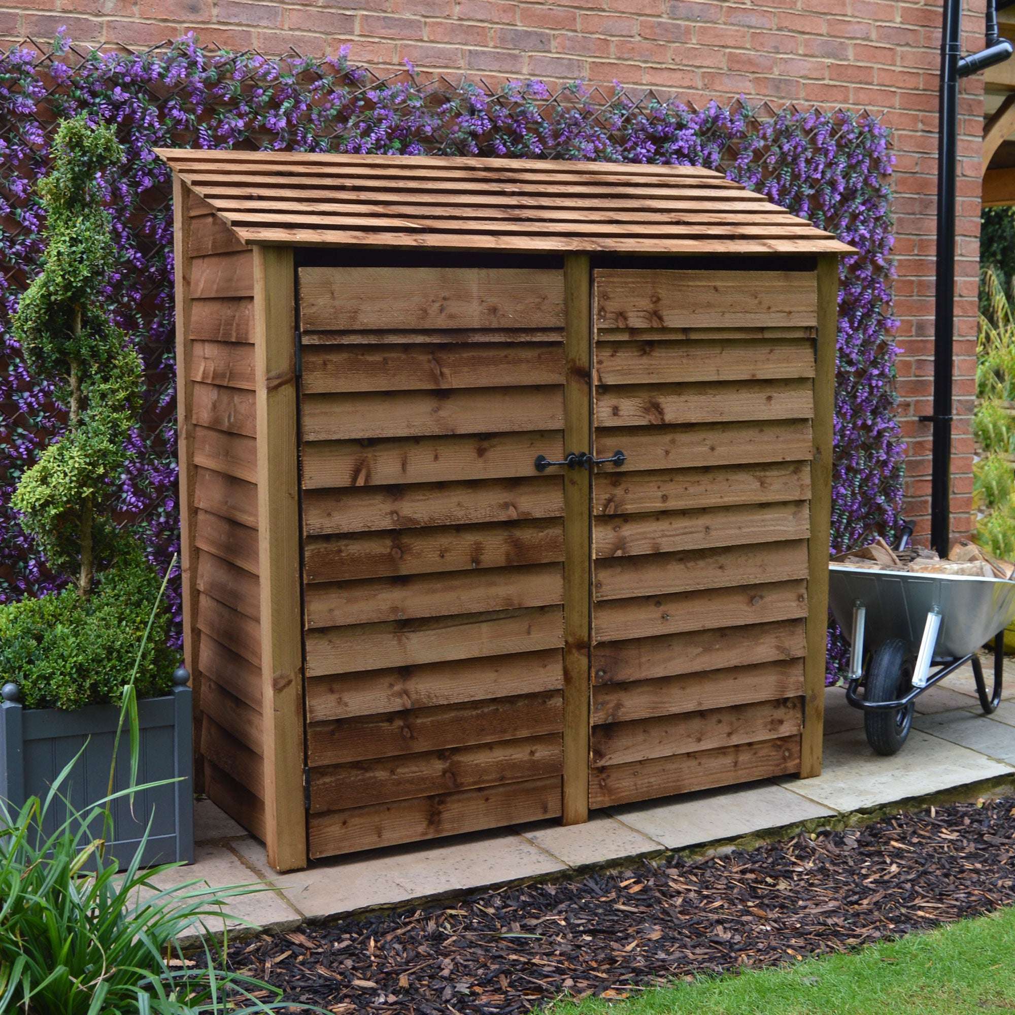 Exceptional Garden:Rutland Country Hambleton Log Store with Kindling Shelf and Door - 6ft