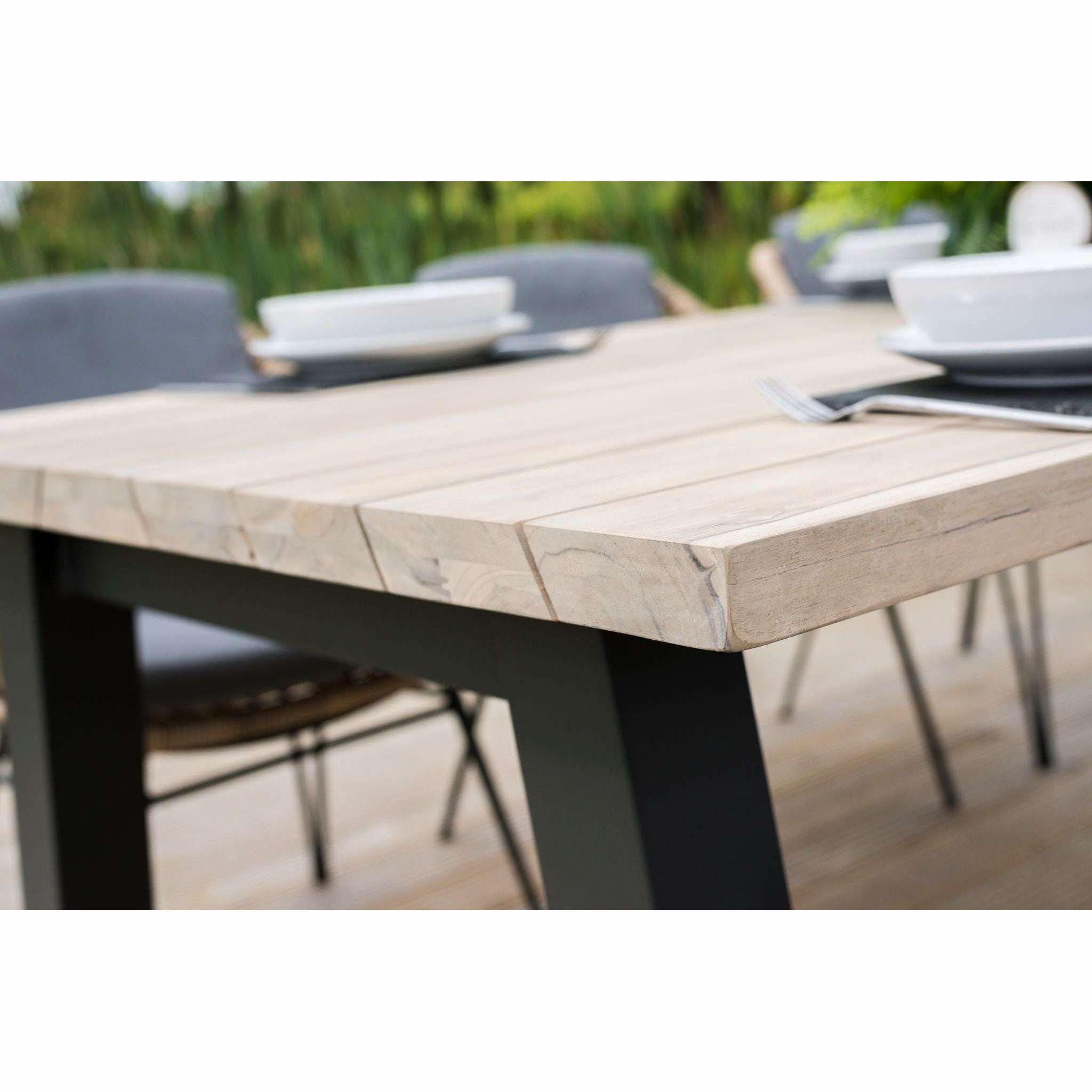 Exceptional Garden:4 Seasons Outdoor Cottage Hara 6 seater Dining set with 240cm Derby Teak Dining Table