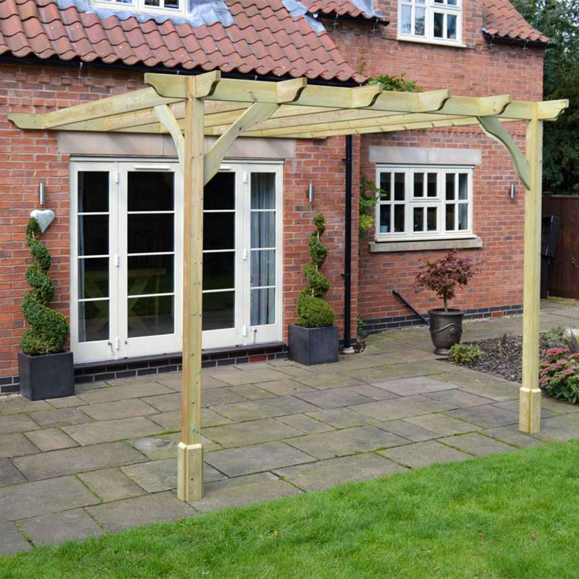 Premium Lean To Pergola with Two Posts:Rutland County,Exceptional Garden