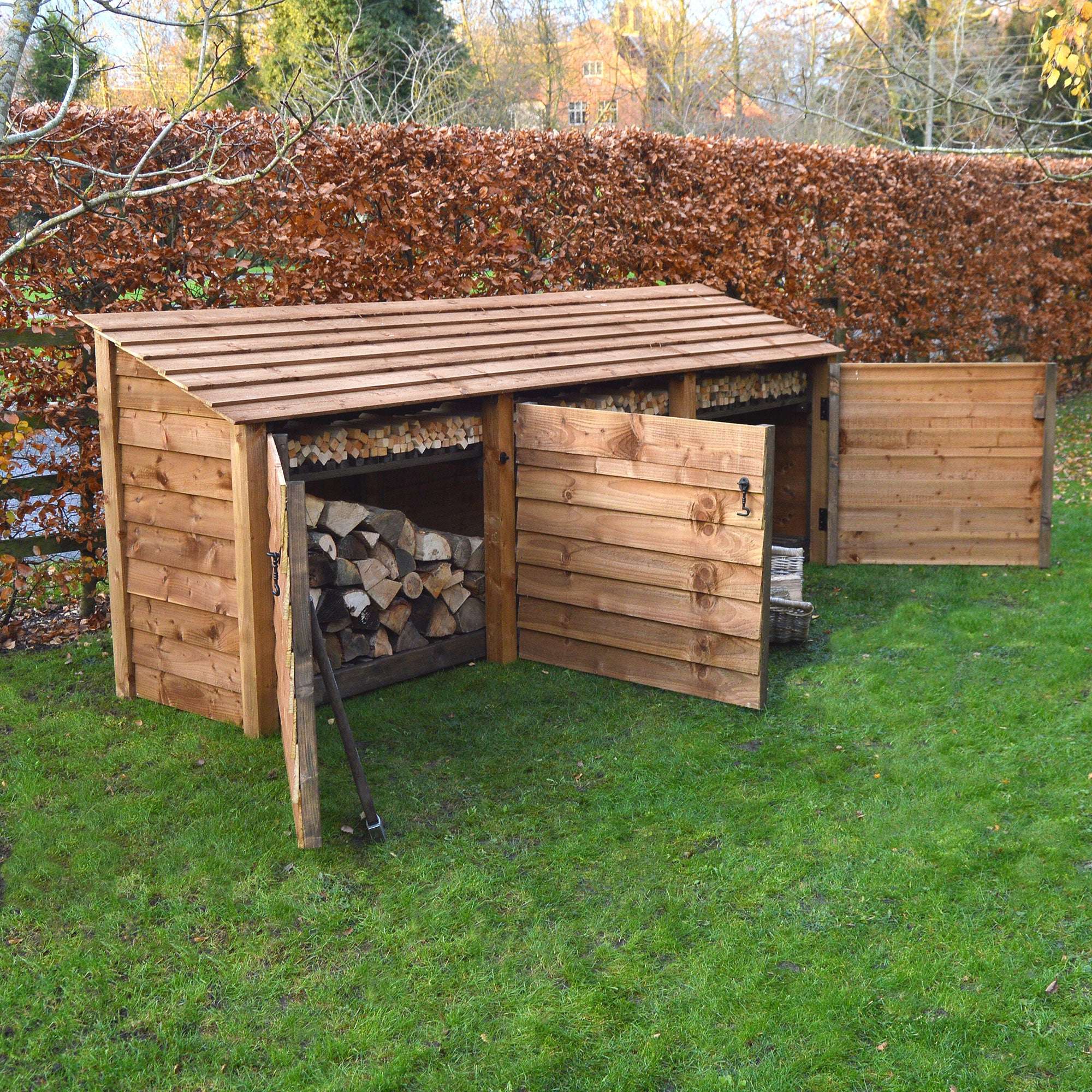 Exceptional Garden:Rutland County Empingham Log Store with Door and Kindling Shelf - 4ft
