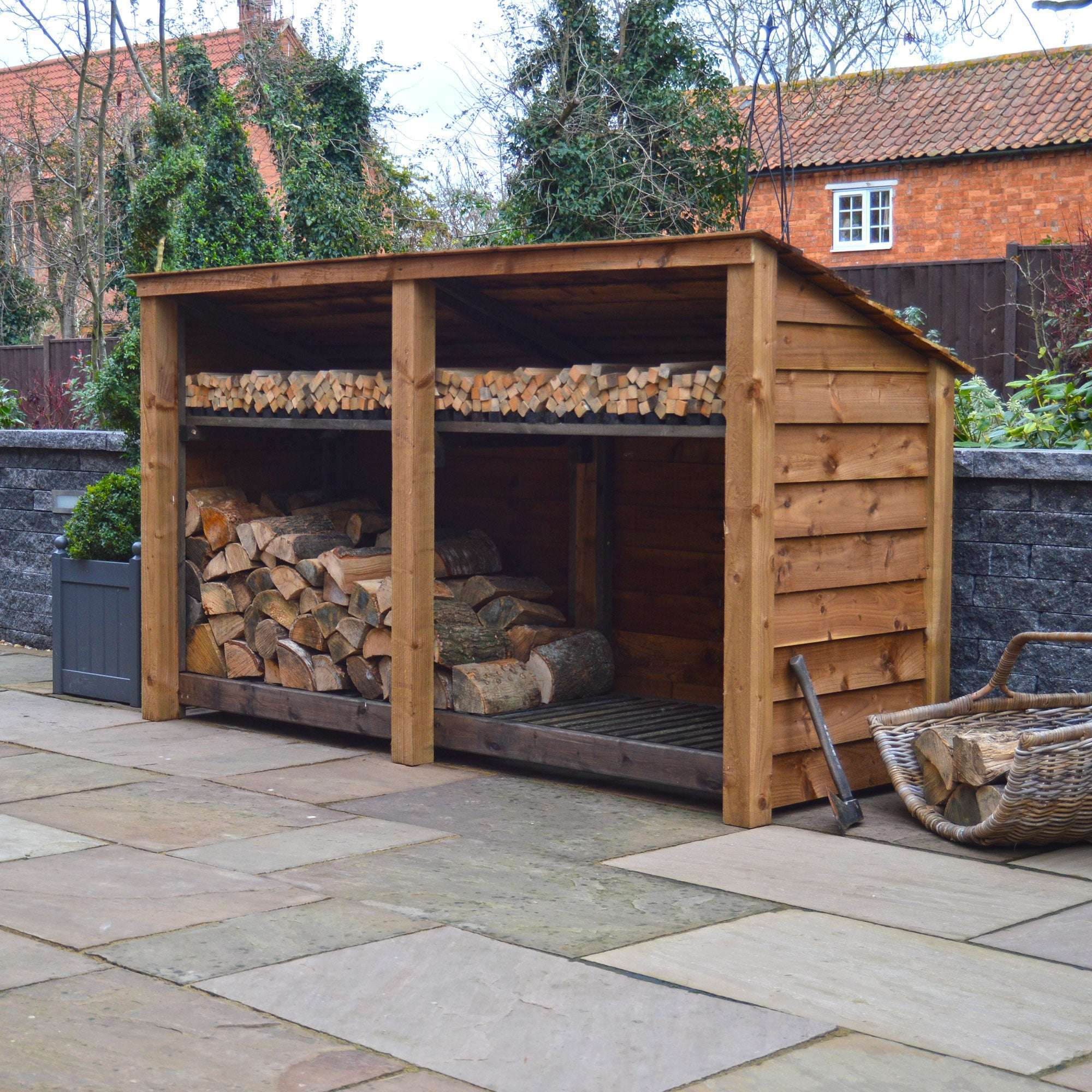 Rutland County Normanton Log Store with Kindling Shelf - 4ft:Rutland County,Exceptional Garden