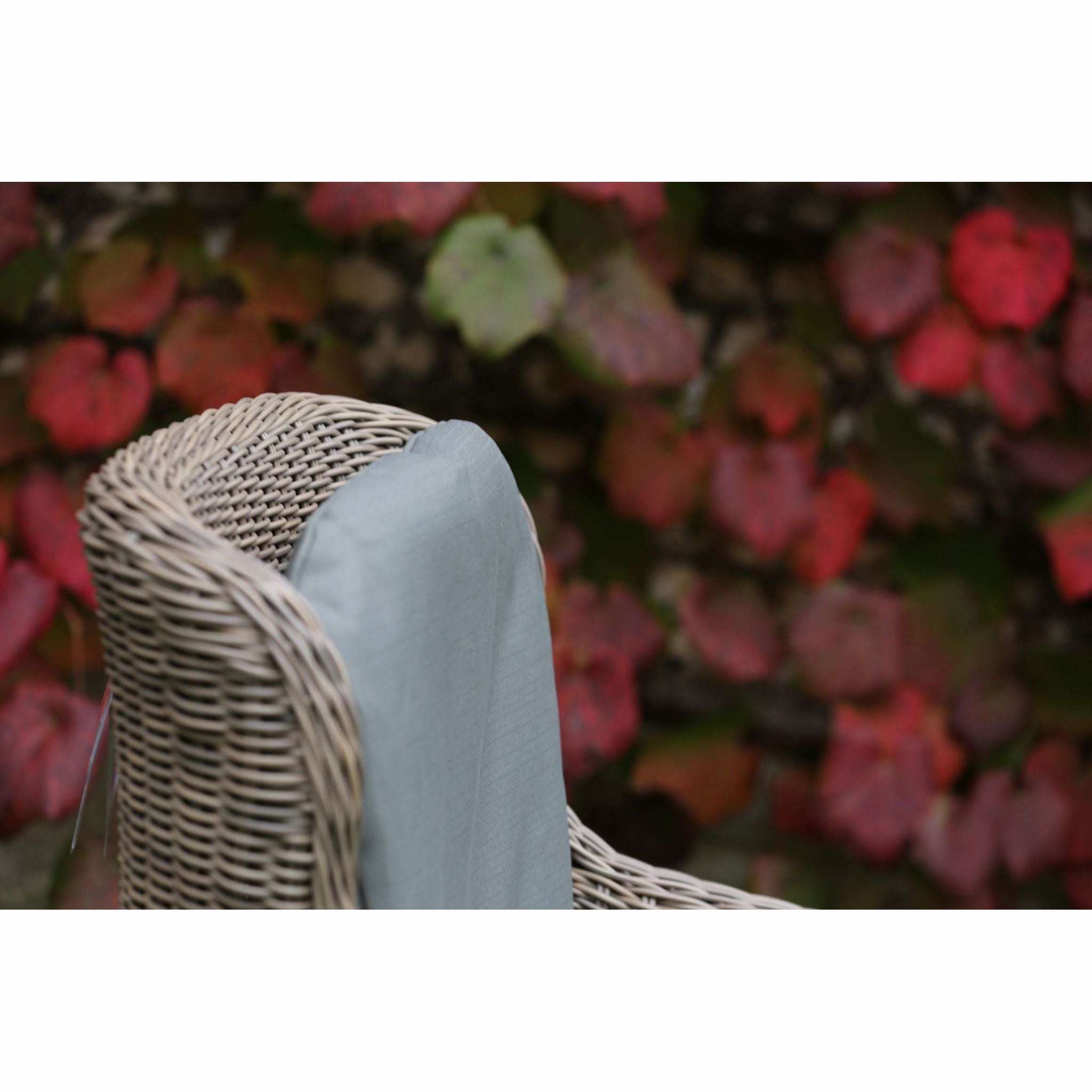 Exceptional Garden:4 Seasons Outdoor Brighton Lounge Set with Brighton Coffee Table