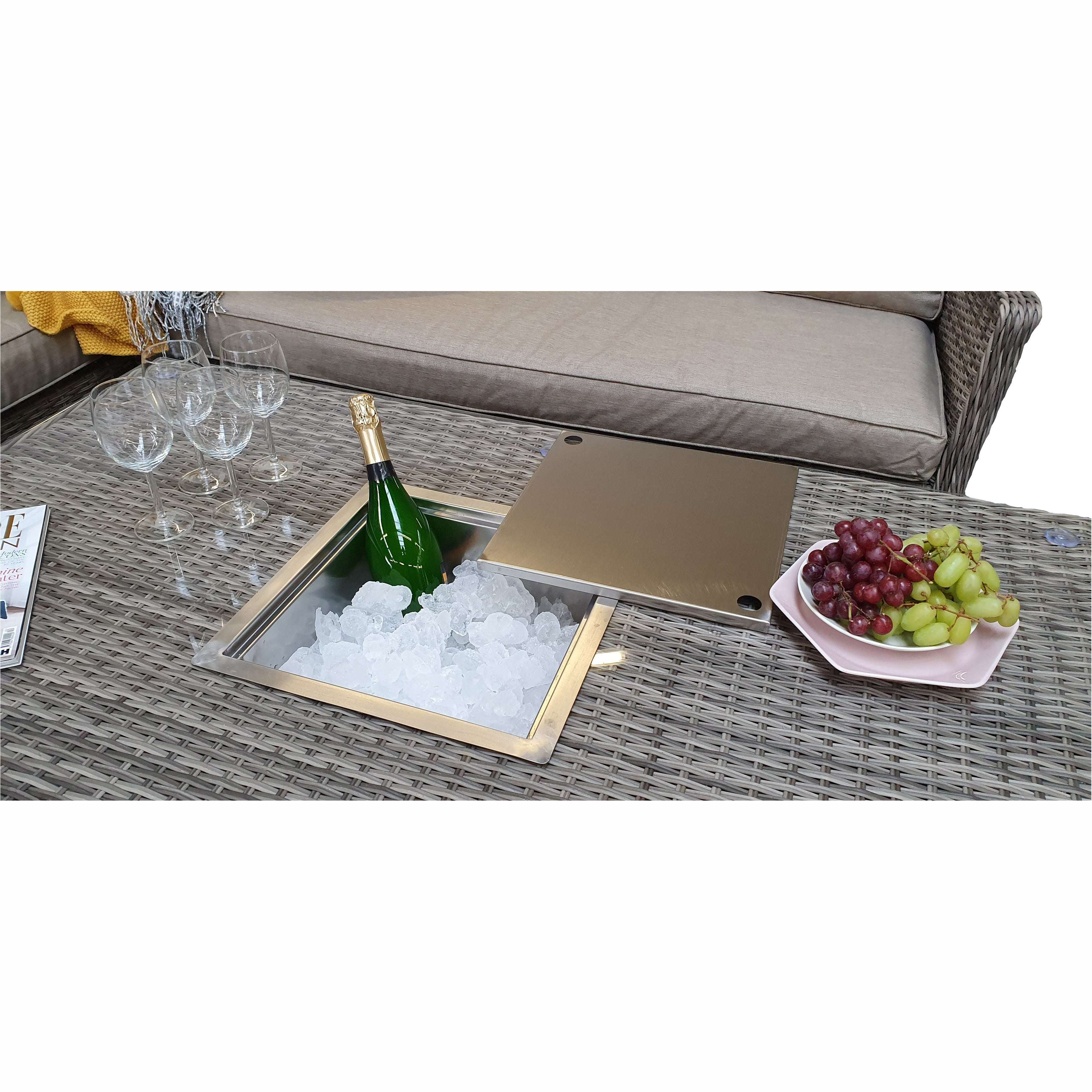 Exceptional Garden:Signature Weave Edwina Corner Dining Set with Lift Table and Ice Bucket - Mixed Nature Weave