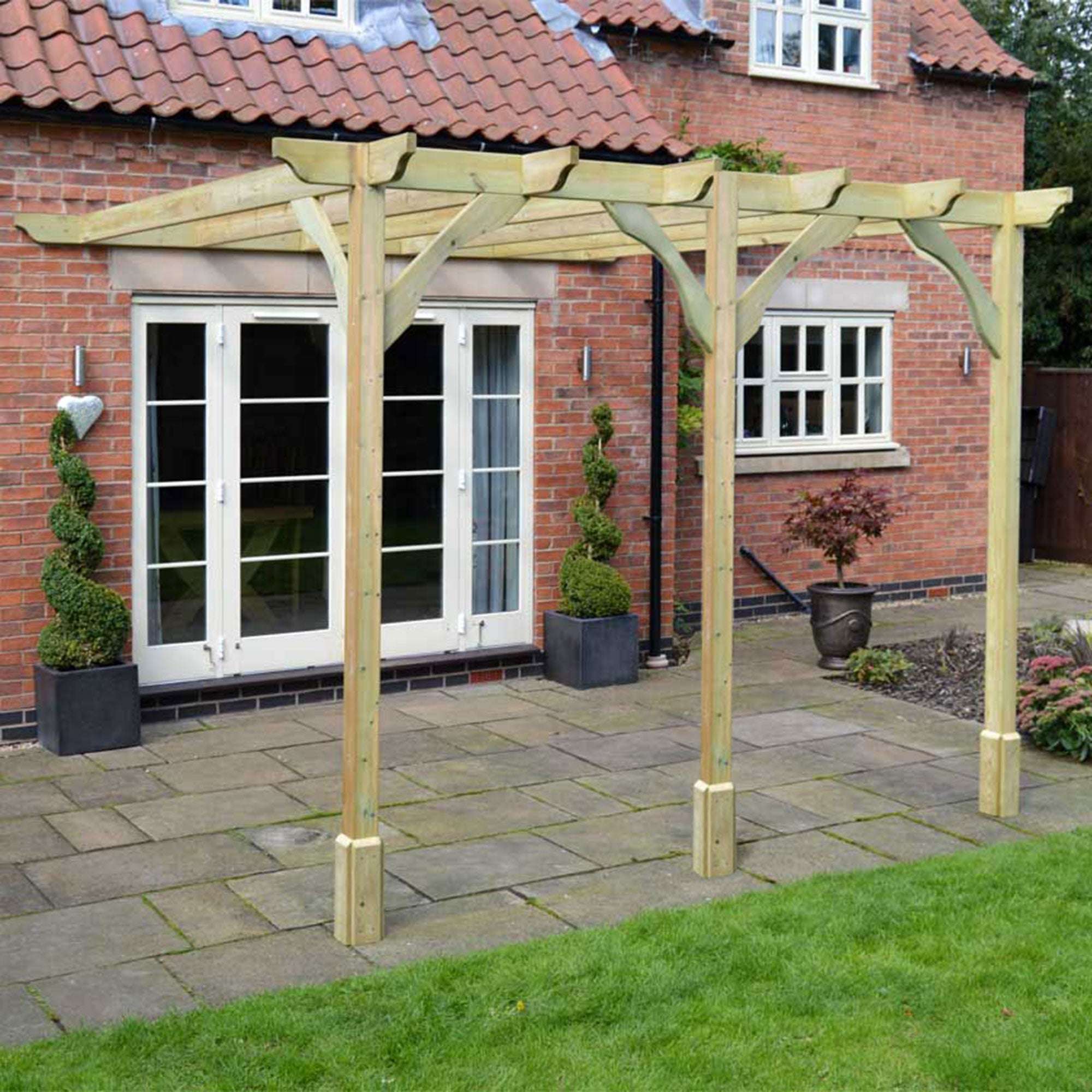 Premium Lean To Pergola with Three Posts:Rutland County,Exceptional Garden