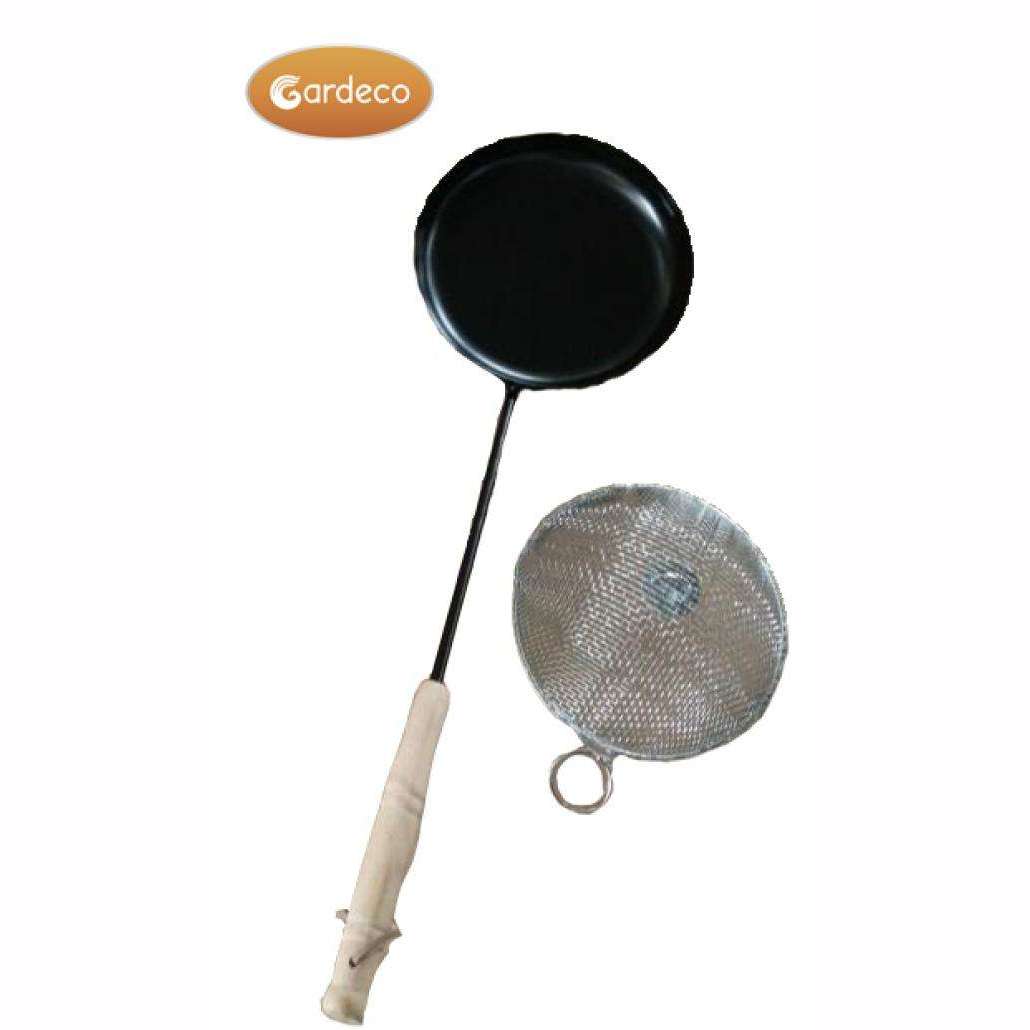 Exceptional Garden:Gardeco Popcorn pan with Long Handle and Lid