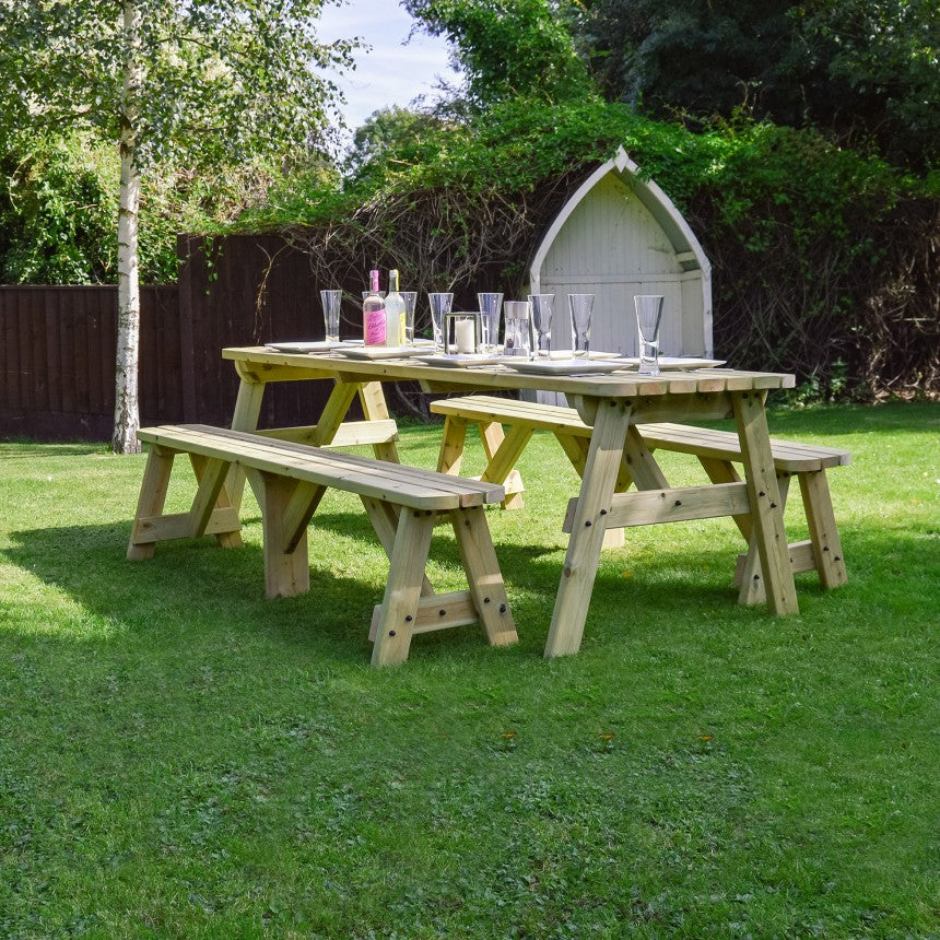 Oakham Rounded Picnic Table and Bench Set by Rutland County