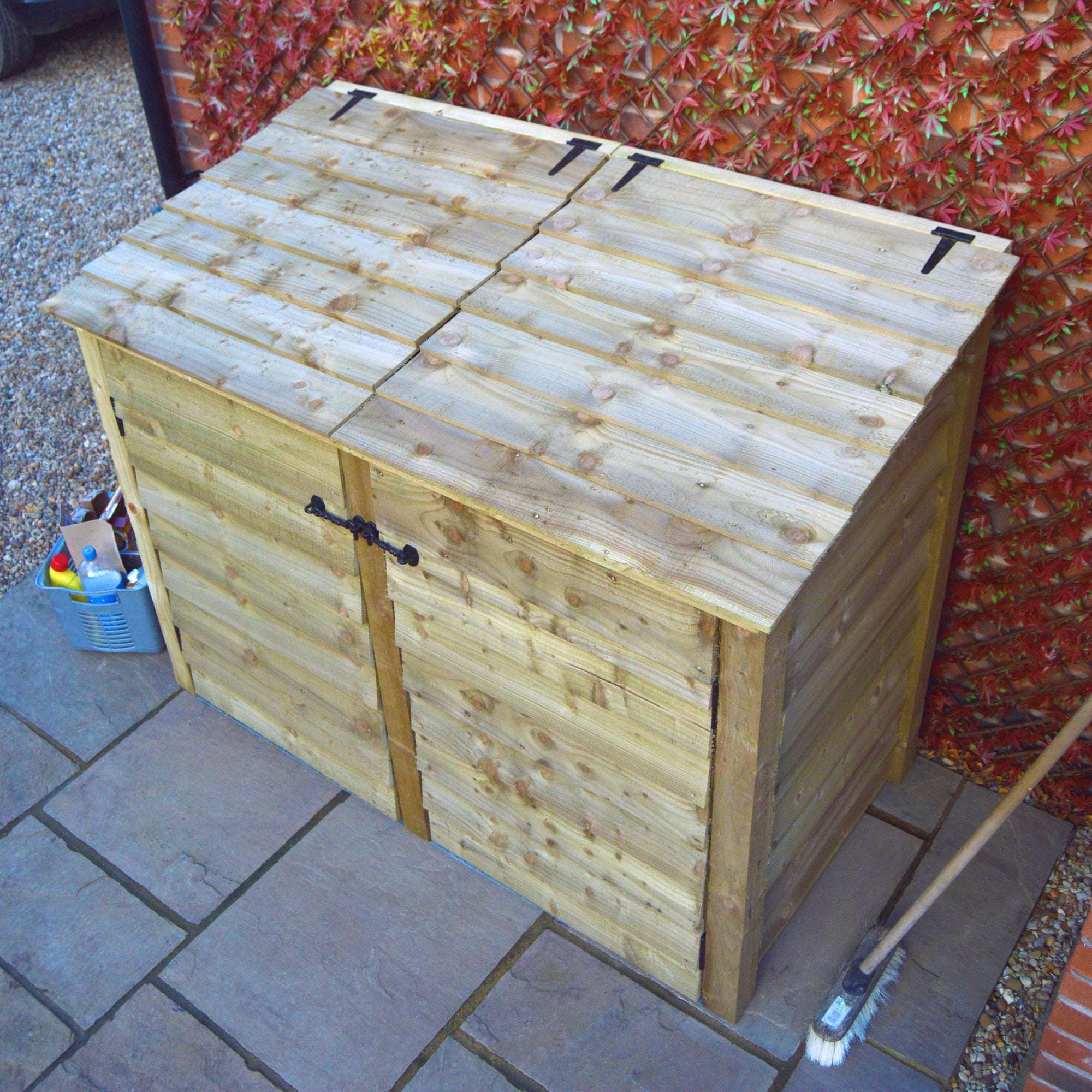 Exceptional Garden:Rutland Country Morcott Double Wheelie Bin Storage Unit