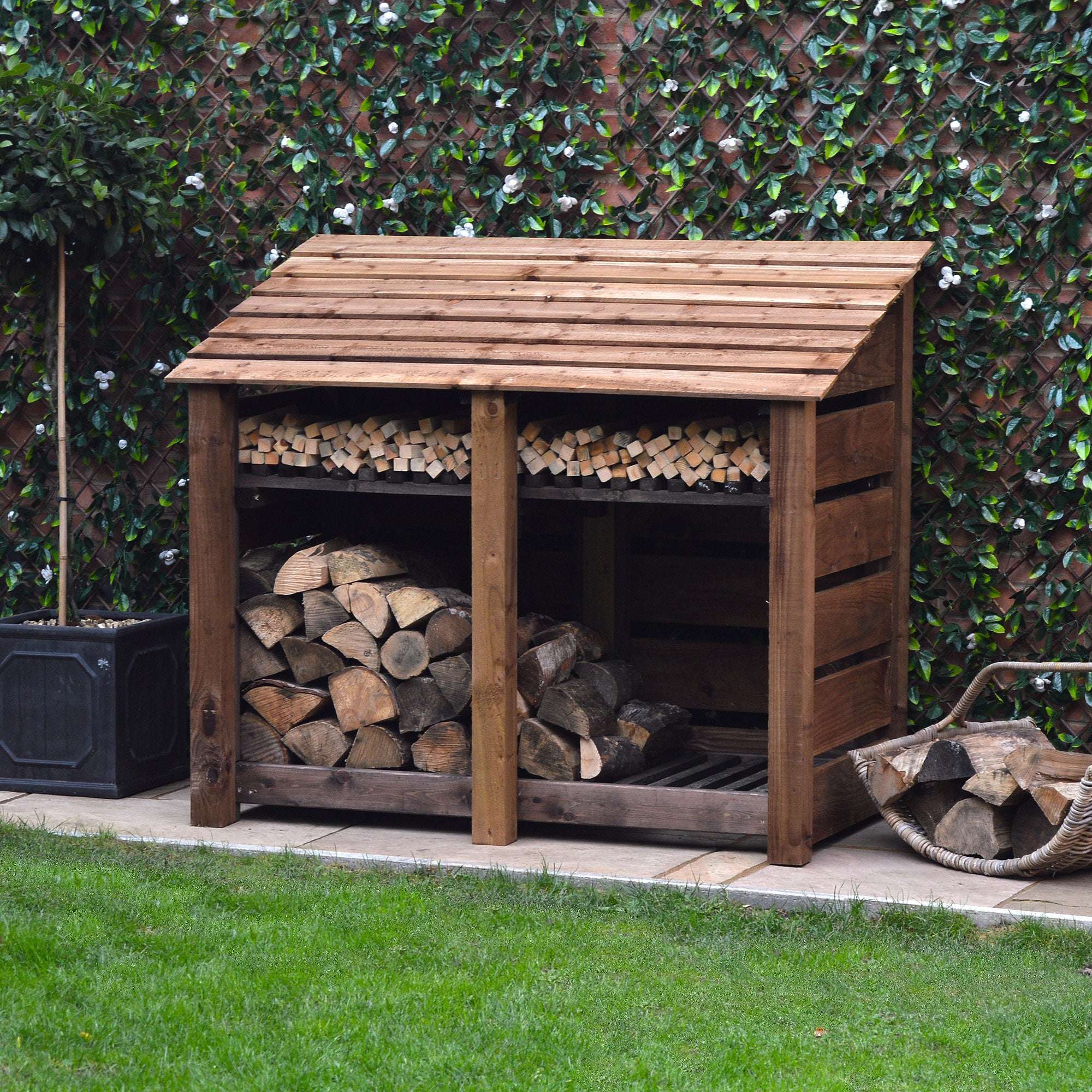Rutland Country Cottesmore Log Store with Kindling Shelf - 4ft:Rutland County,Exceptional Garden
