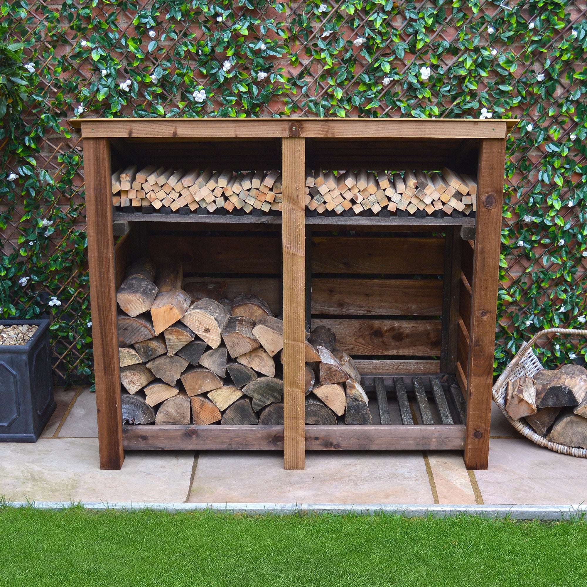 Exceptional Garden:Rutland Country Cottesmore Log Store with Kindling Shelf - 4ft