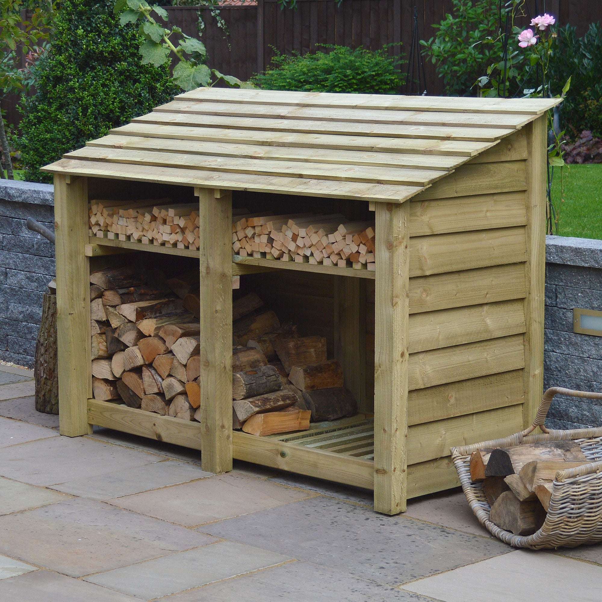 Rutland Country Hambleton Log Store with Kindling Shelf - 4ft:Rutland County,Exceptional Garden