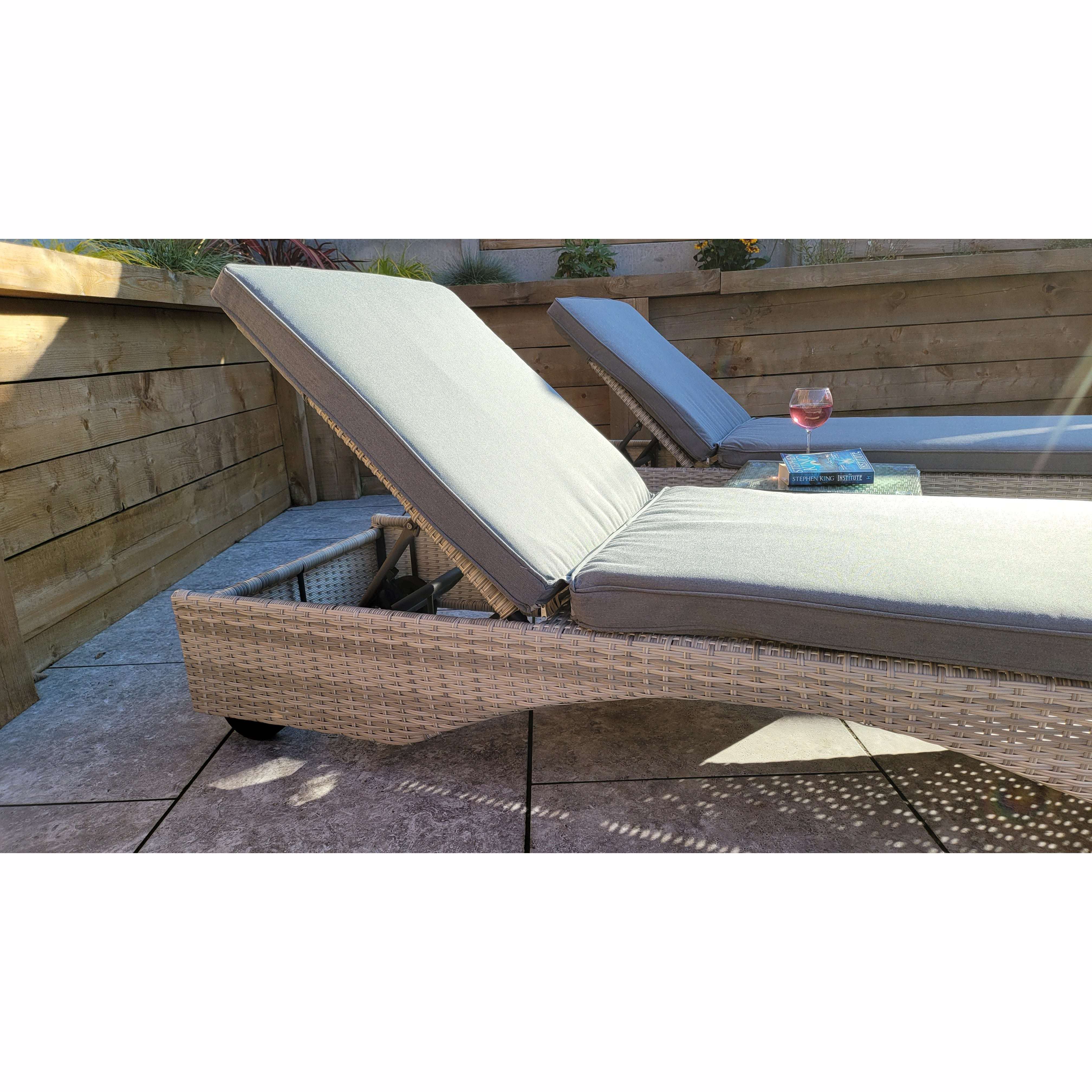 Exceptional Garden:Signature Weave Meghan Sun Lounger