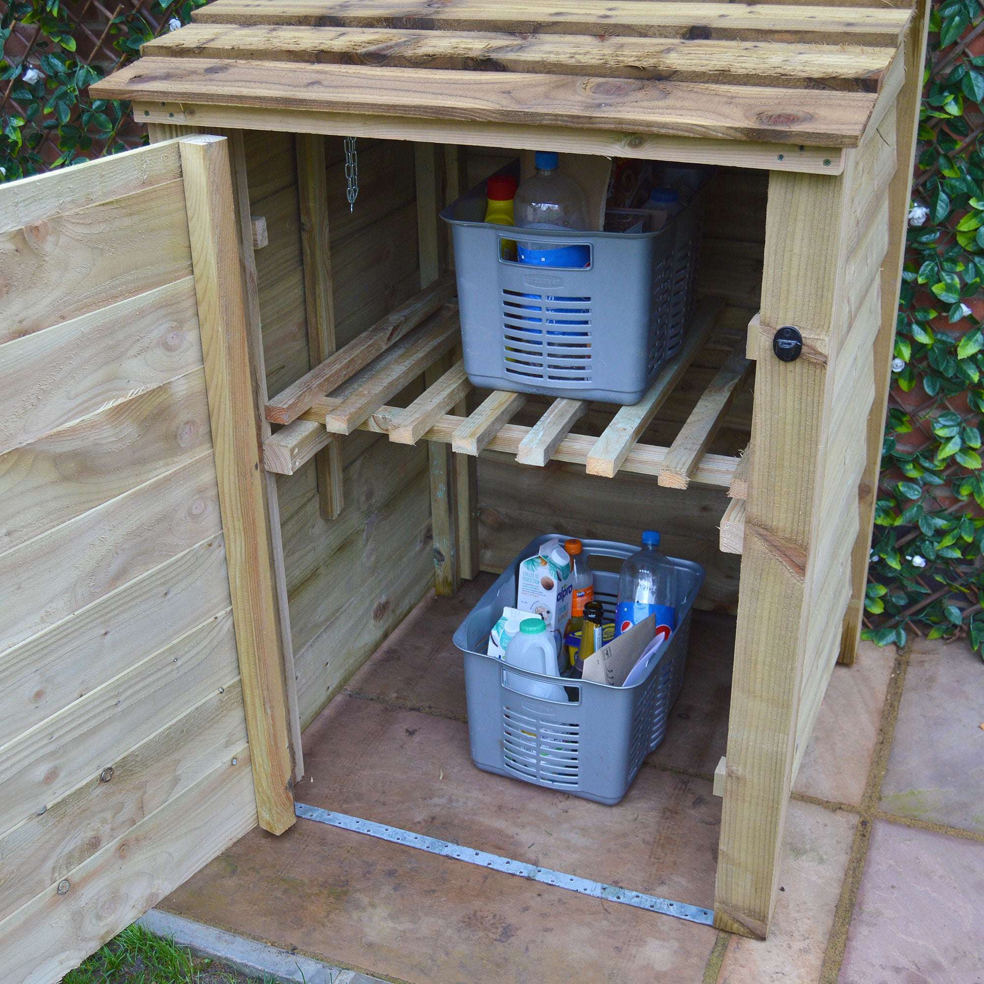 Rutland Country Morcott Single Recycling Storage Unit:Rutland County,Exceptional Garden