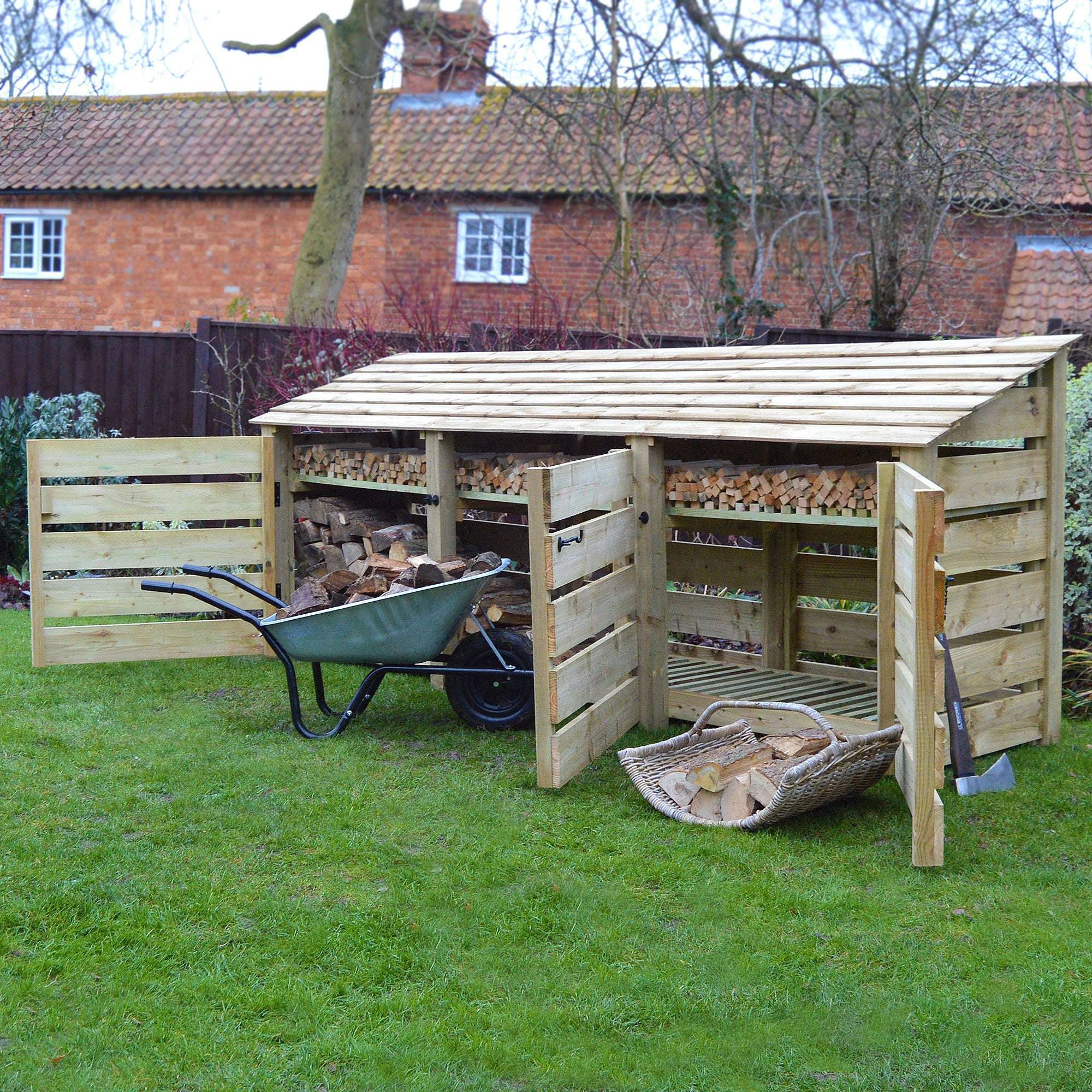Rutland County Empingham Log Store with Door and Kindling Shelf - 4ft:Rutland County,Exceptional Garden