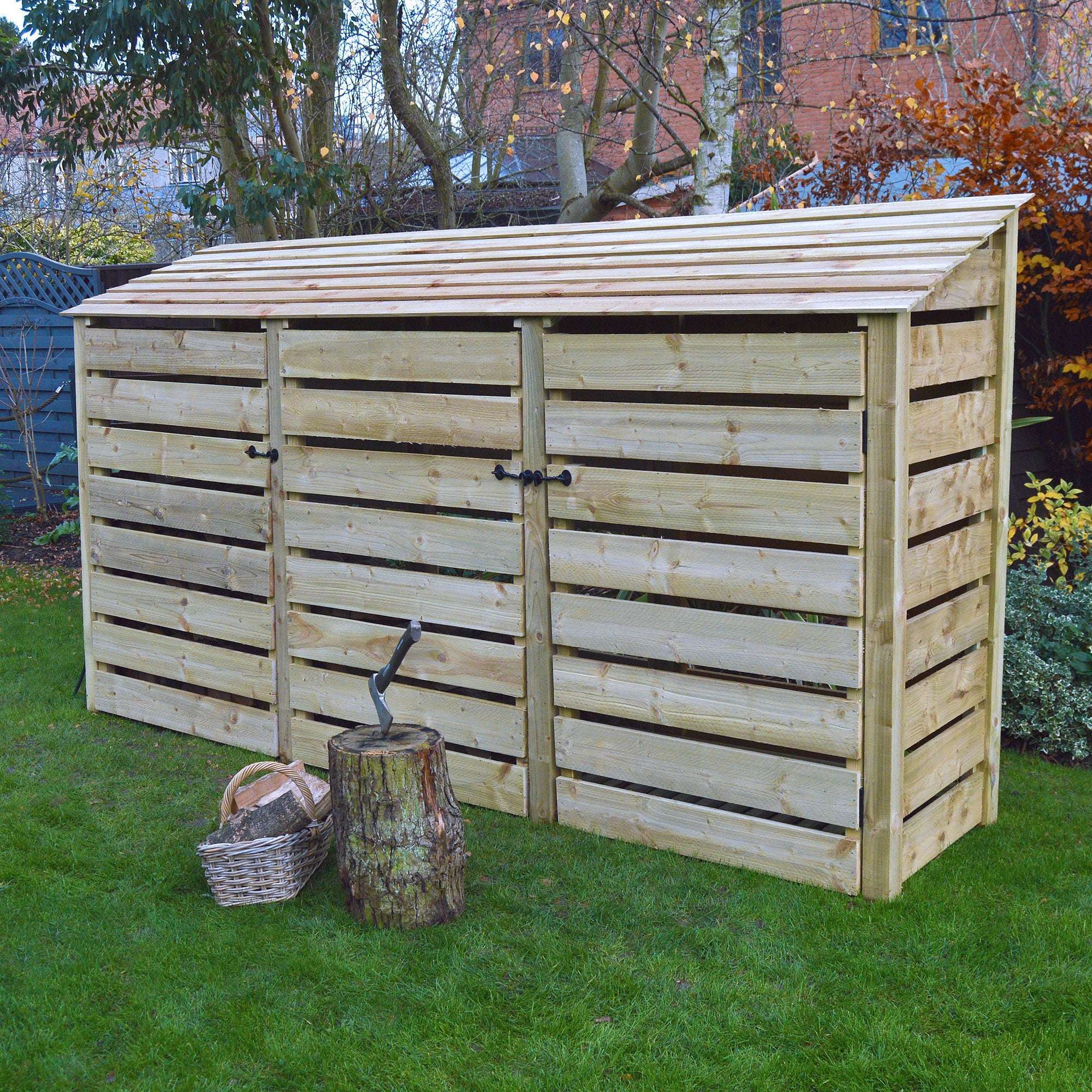 Exceptional Garden:Rutland County Empingham Log Store Kindling Shelf and Door - 6ft