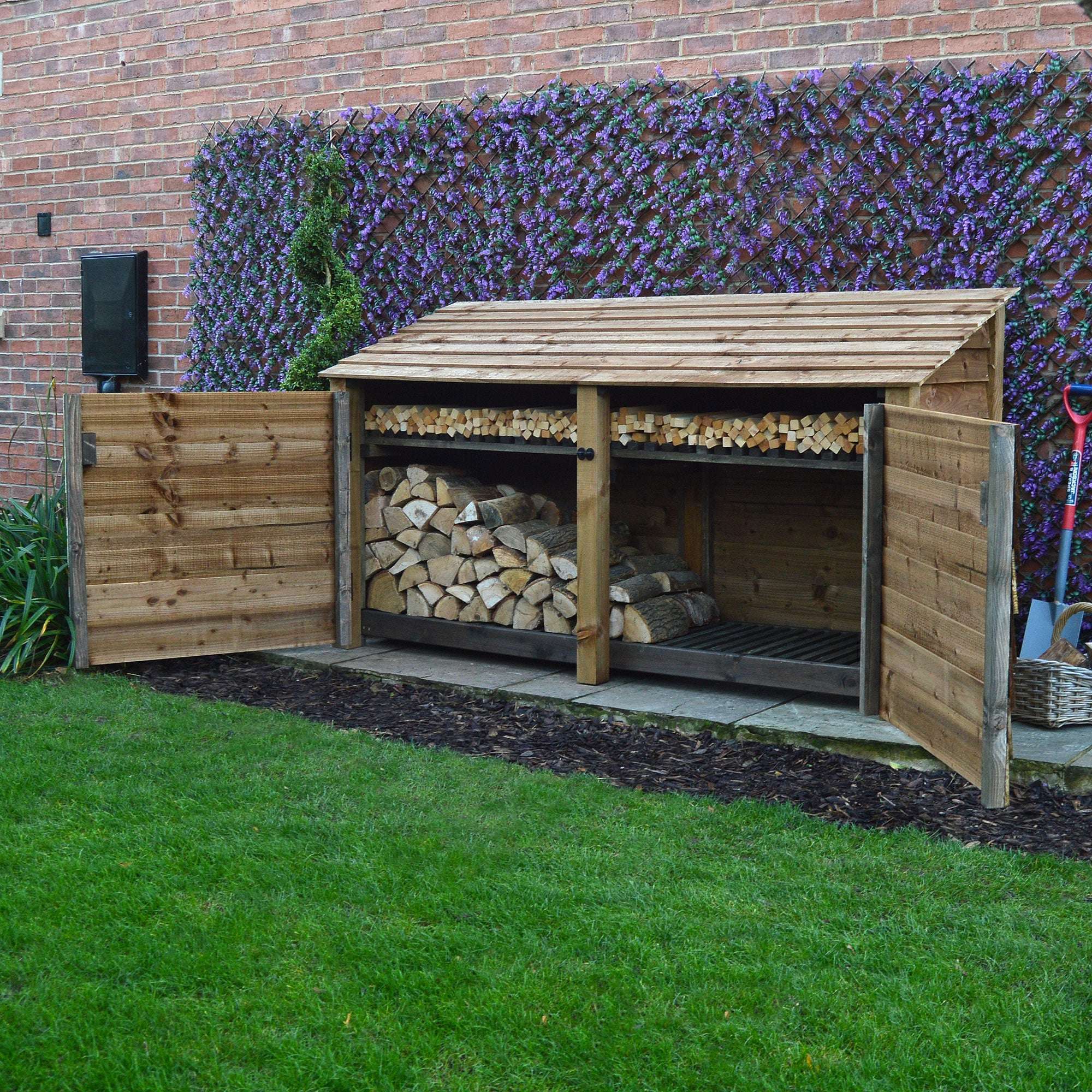 Exceptional Garden:Rutland County Normanton Log Store with Door - 4ft