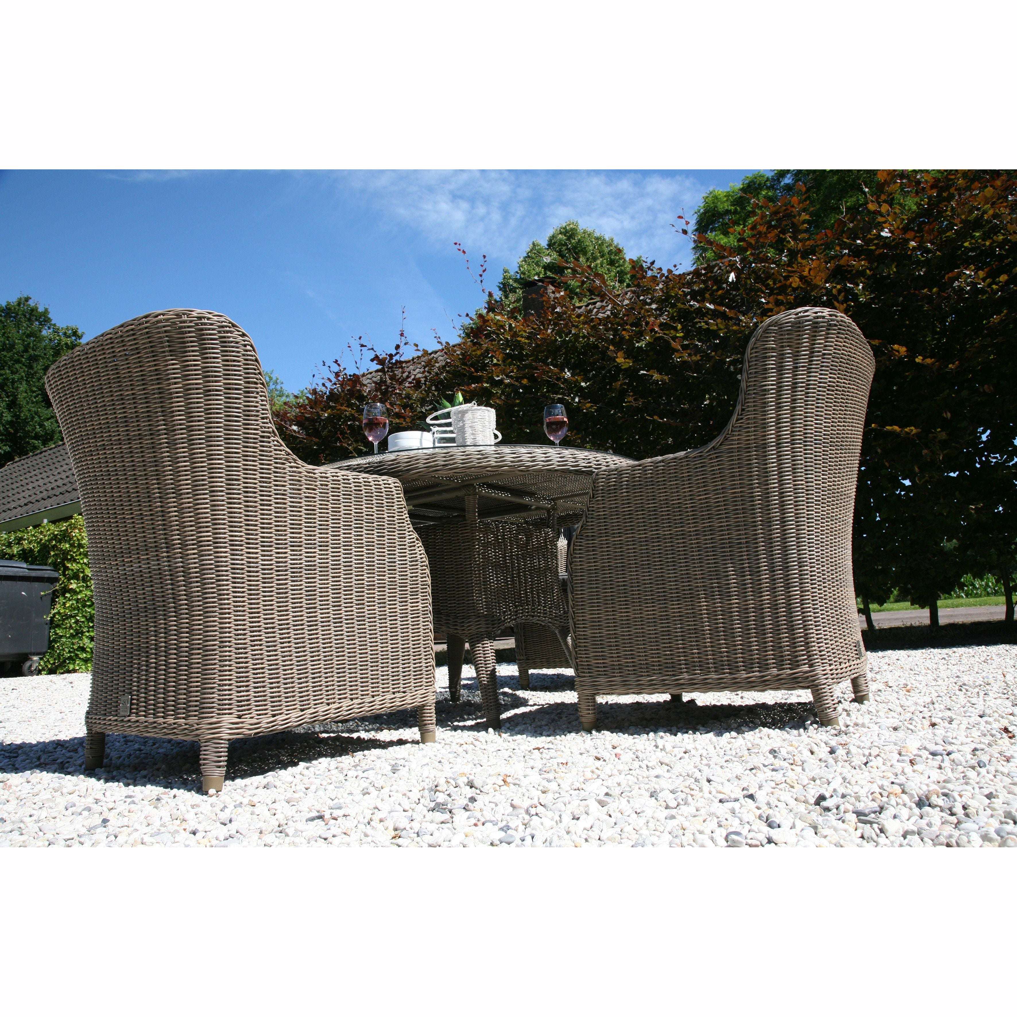 Exceptional Garden:4 Seasons Outdoor Brighton 4 Seater Dining set with Victoria Table