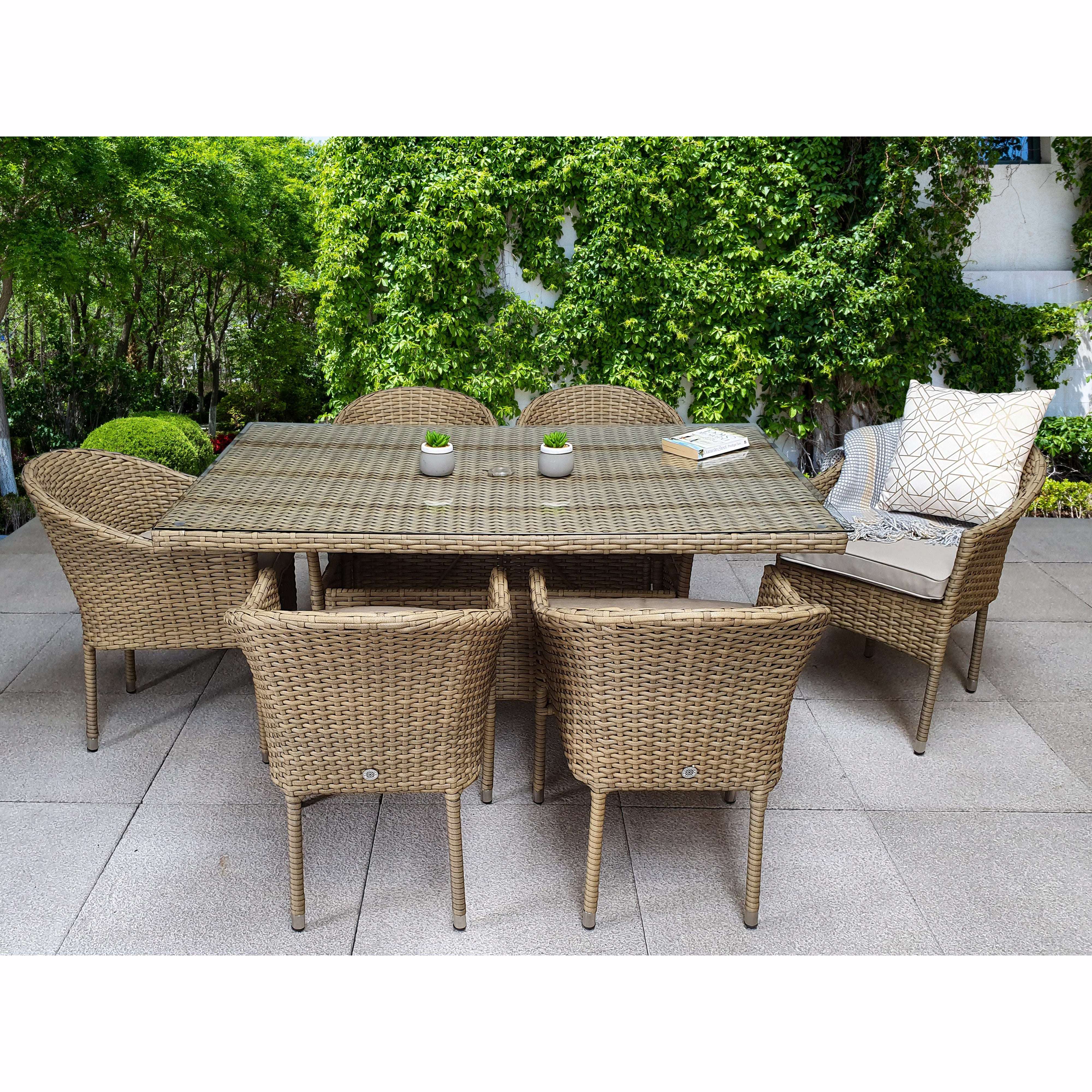 Exceptional Garden:Signature Weave Darcey 6-Seater Dining Set with Rectangular Table and Stacking Chairs