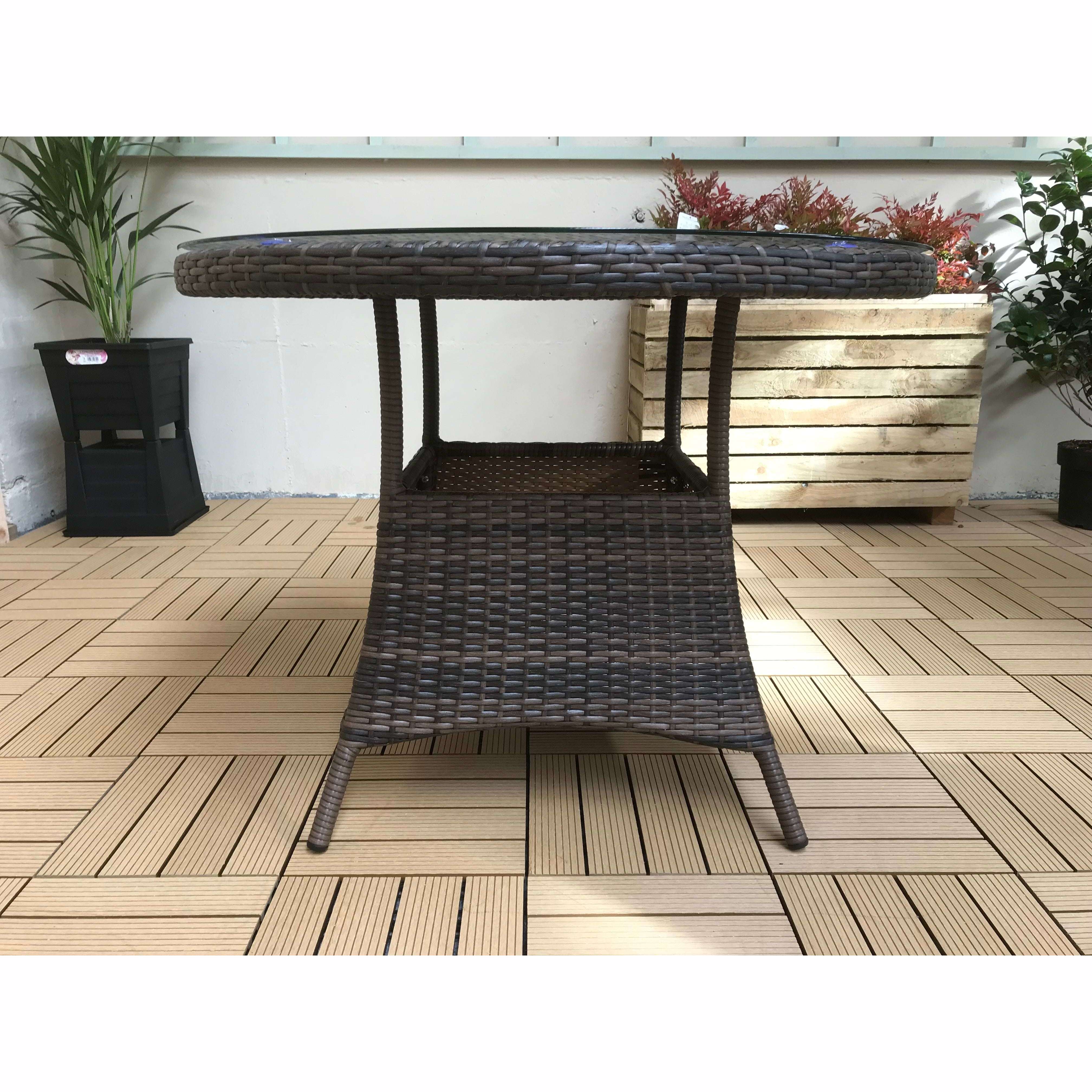 Exceptional Garden:Signature Weave Florence 4-Seater Round Dining Set - Brown