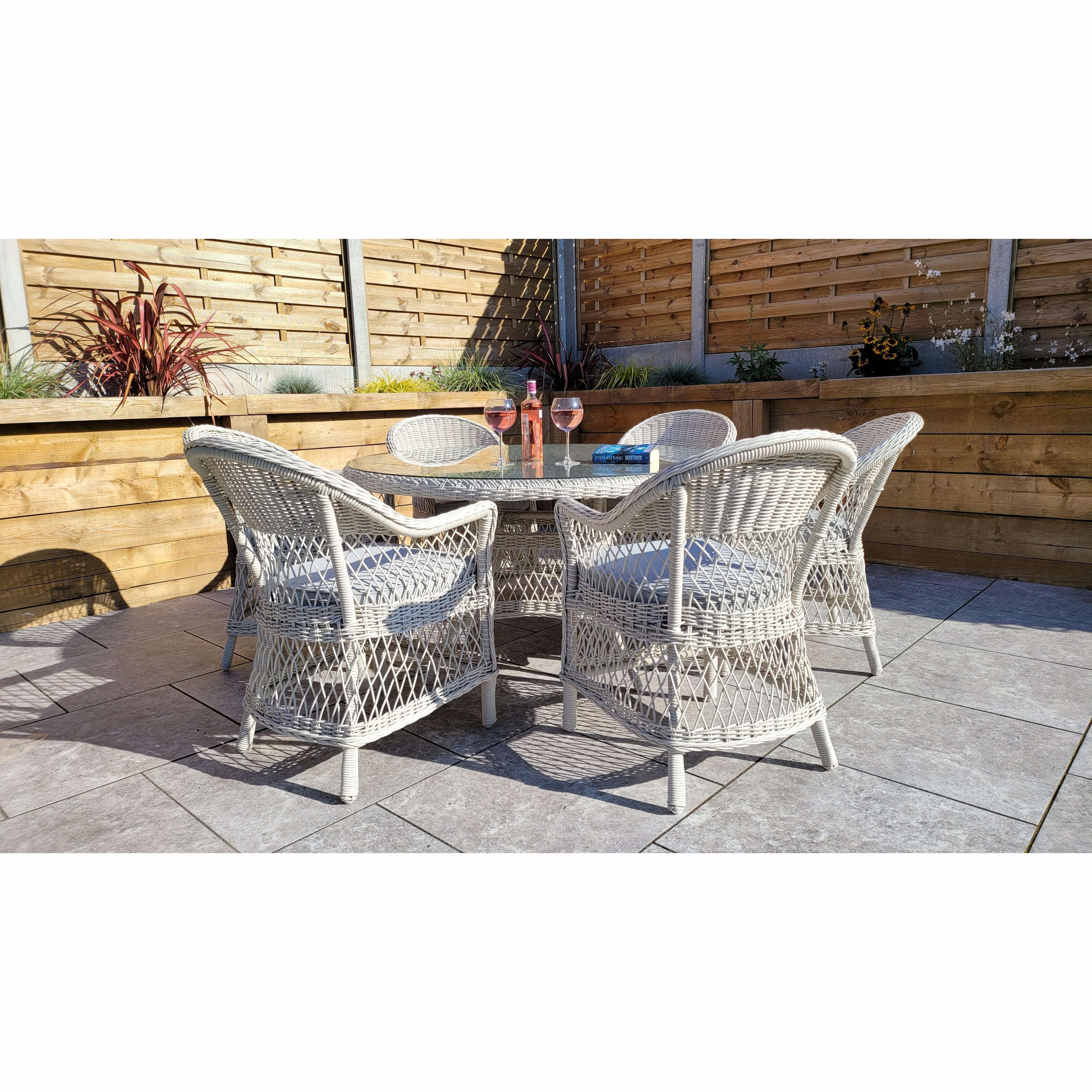 Exceptional Garden:Signature Weave Rose 6-Seater Dining Set