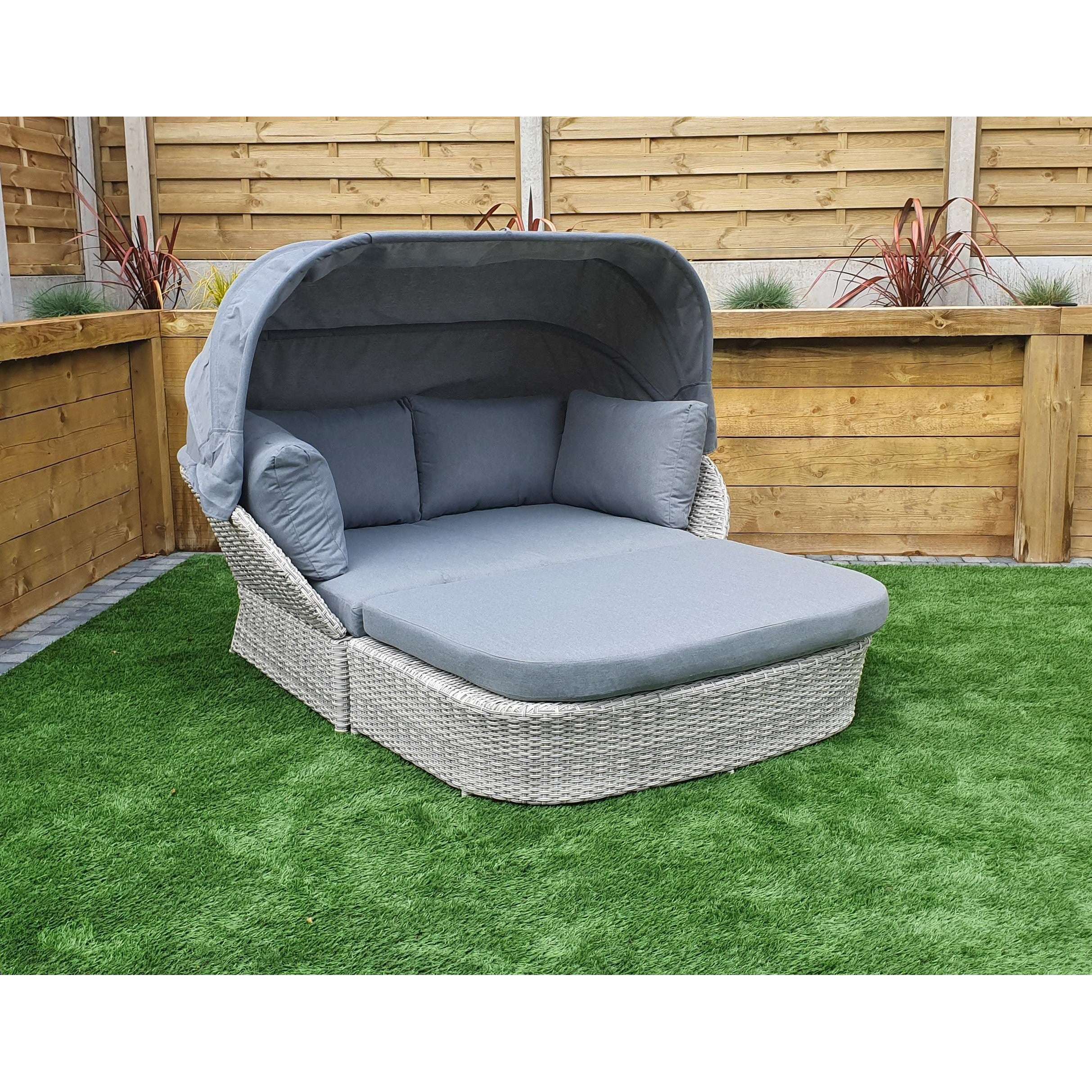 Exceptional Garden:Signature Weave Meghan Daybed- Grey Canopy