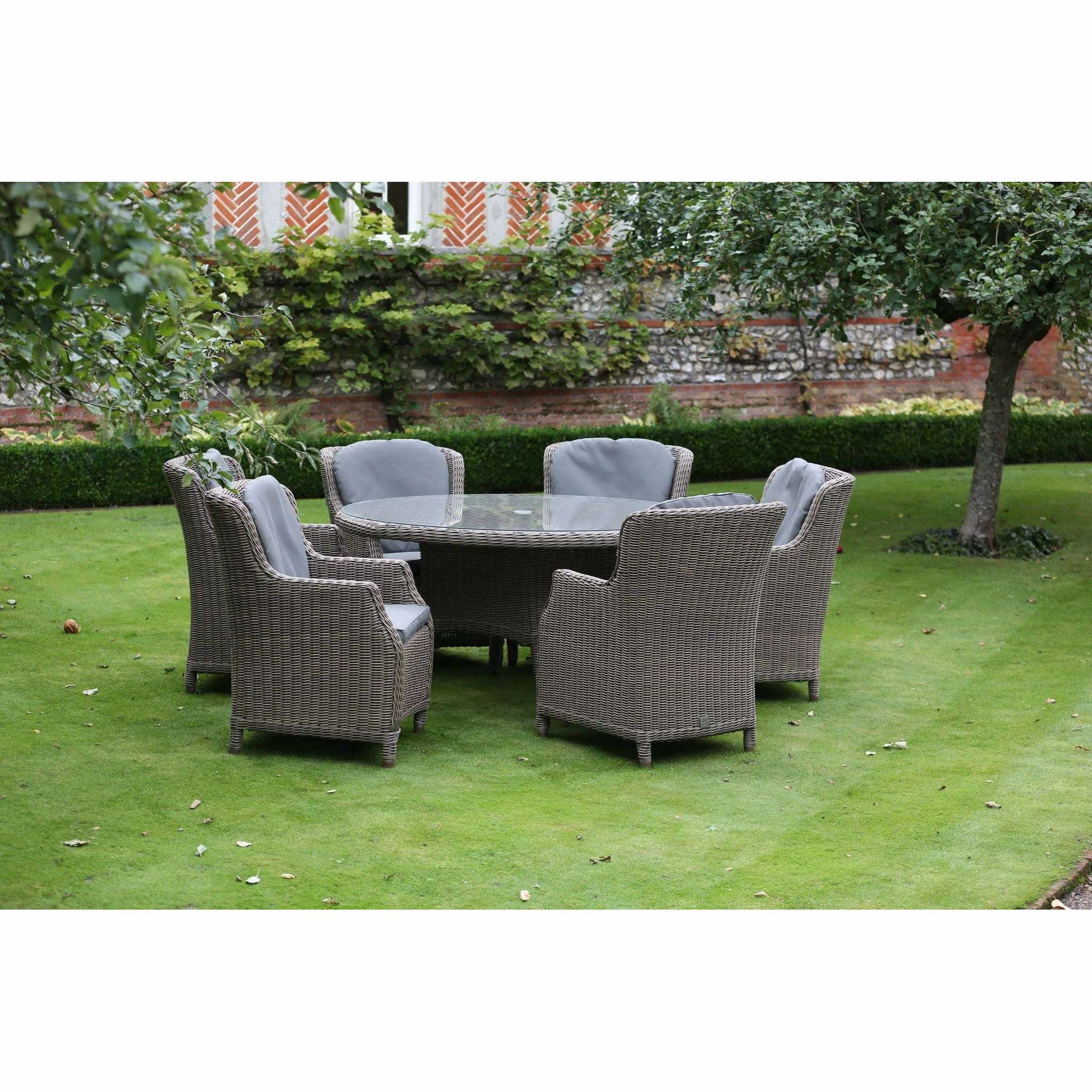Exceptional Garden:4 Seasons Outdoor Brighton 6 Seater Dining set with Victoria Table
